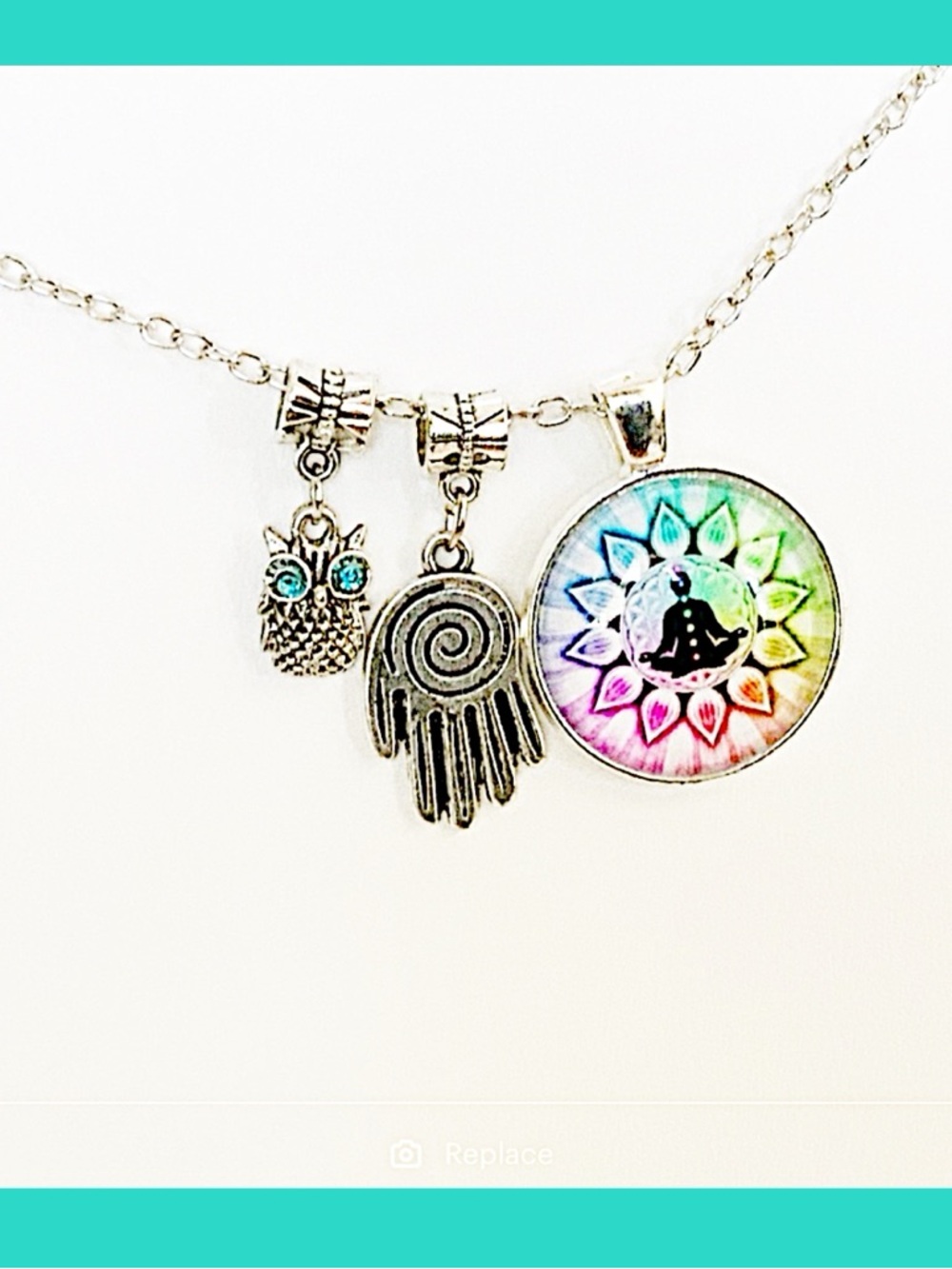 🆕✅ CHAIN NECKLACE WITH THREE CHARMS